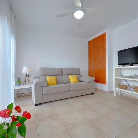 Apartment Vivalidays Angels - - Costa Brava Blanes